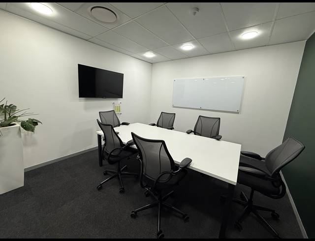 43.70M² SERVICED OFFICE TO LET IN BRAAMFONTEIN WERF